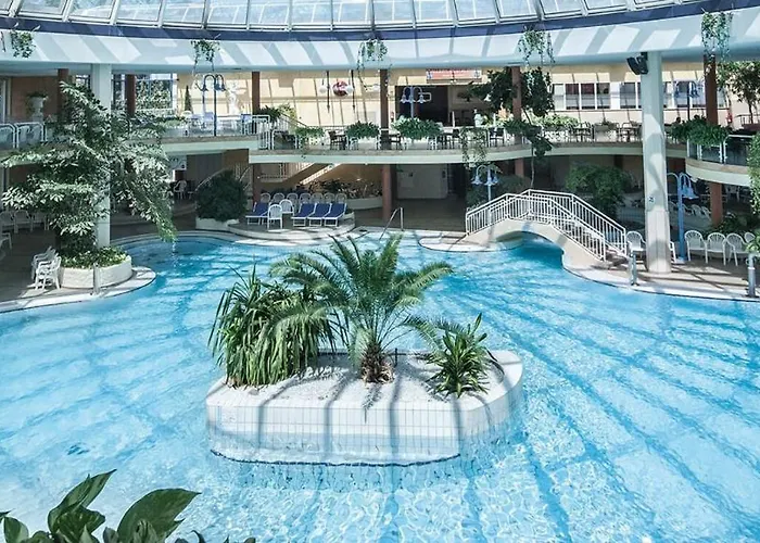 Luxus Ferienwohnung In Scharbeutz Mit Garten